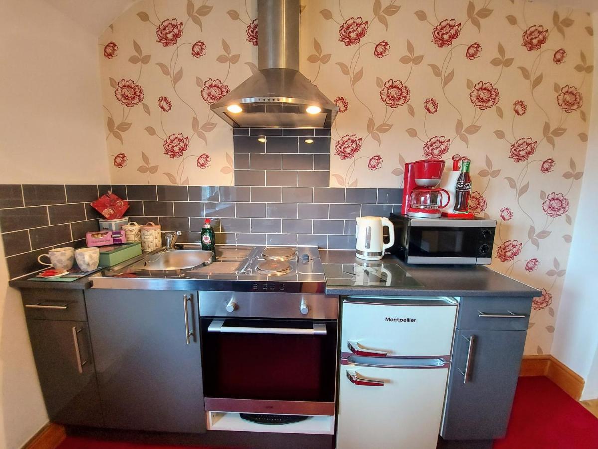 Minutes From Lyme Regis Self-Catering Suite With Stunning Countryside Views & Double Bath Axminster Ngoại thất bức ảnh